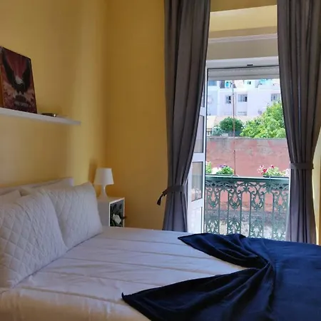 Apartment Santa Barbara